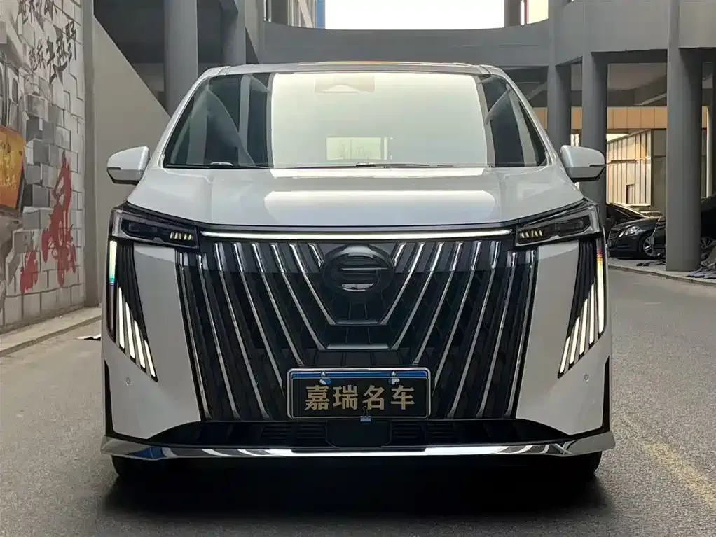 GAC Motor Trumpchi M8 — фото 6