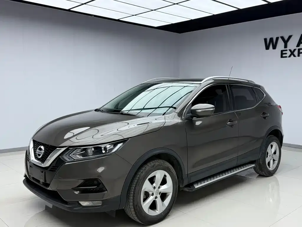 Nissan Qashqai — фото 10