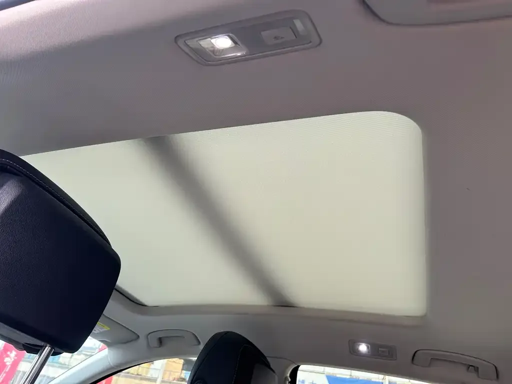Volkswagen Magotan 2024 из CN, фото 4
