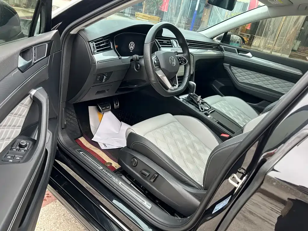 Volkswagen Magotan 2024 из CN, фото 3