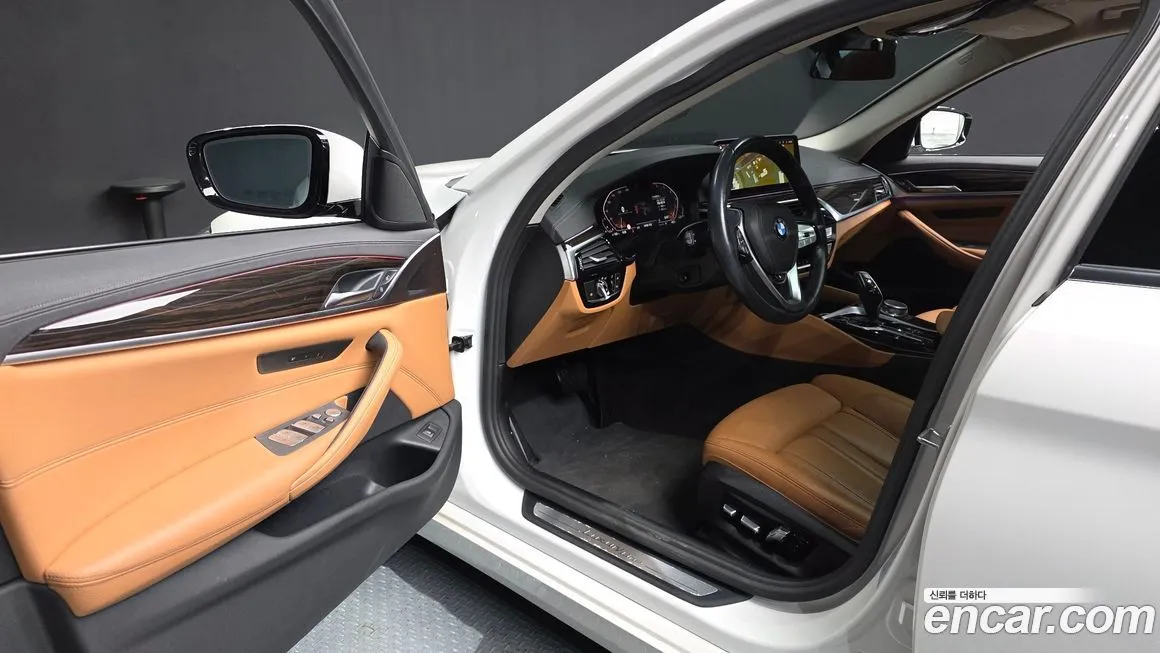 BMW 5-Series 2021 из KR, фото 10