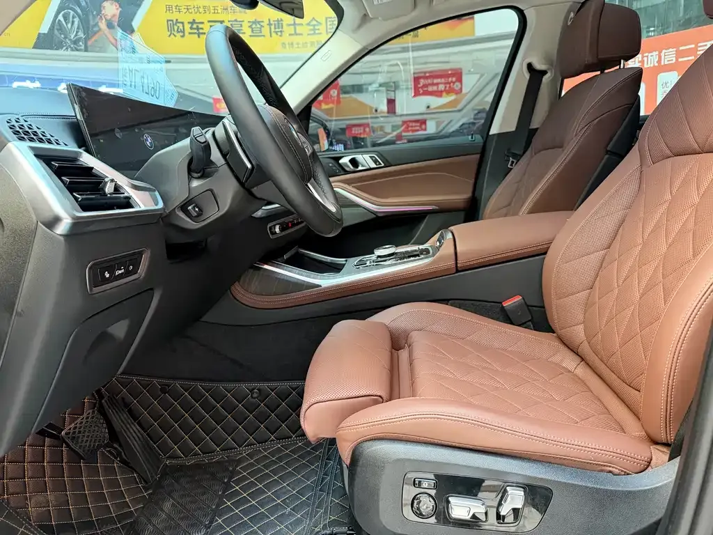 BMW X7 2024 из CN, фото 4