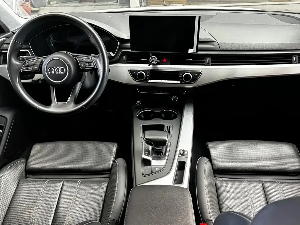 Audi A4L 2022 из CN, фото 7