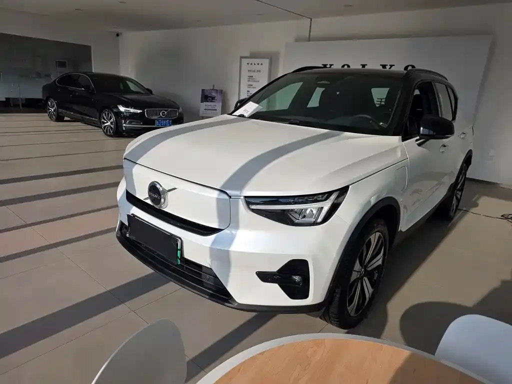 Volvo XC40 NEV