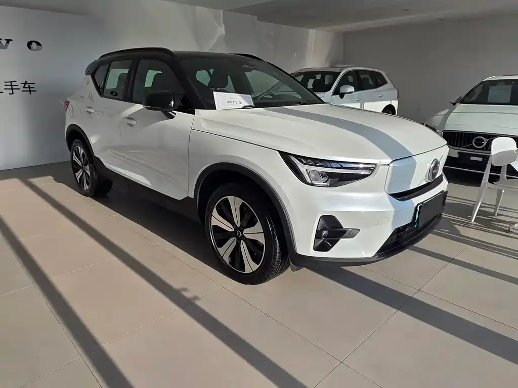 Volvo XC40 NEV 2023 из CN, фото 4
