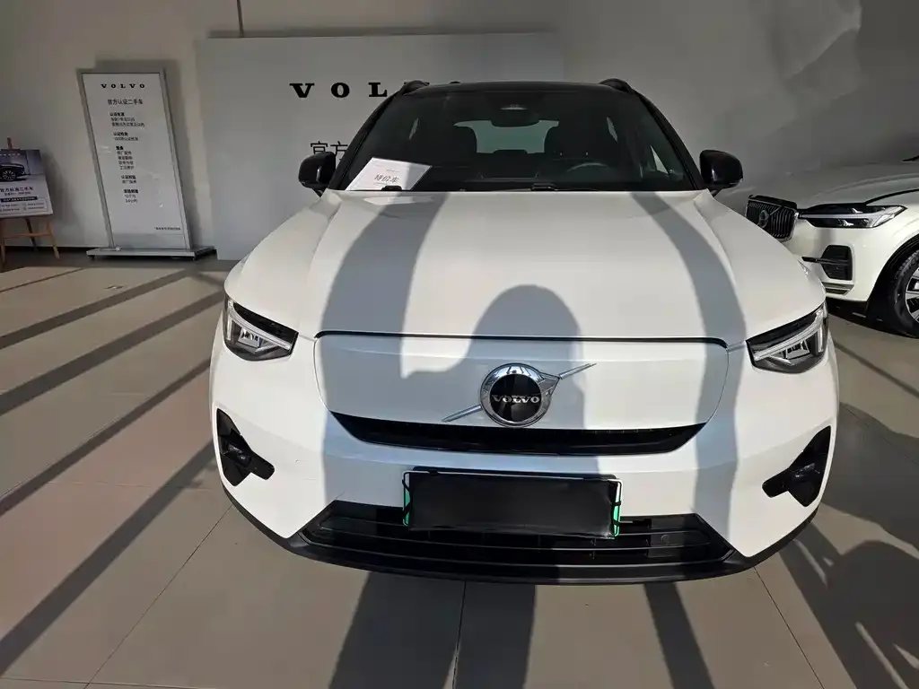 Volvo XC40 NEV 2023 из CN, фото 8