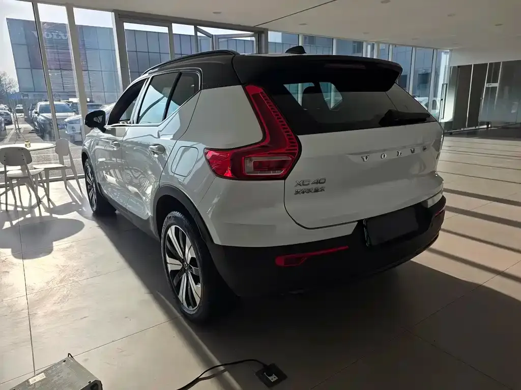 Volvo XC40 NEV 2023 из CN, фото 3