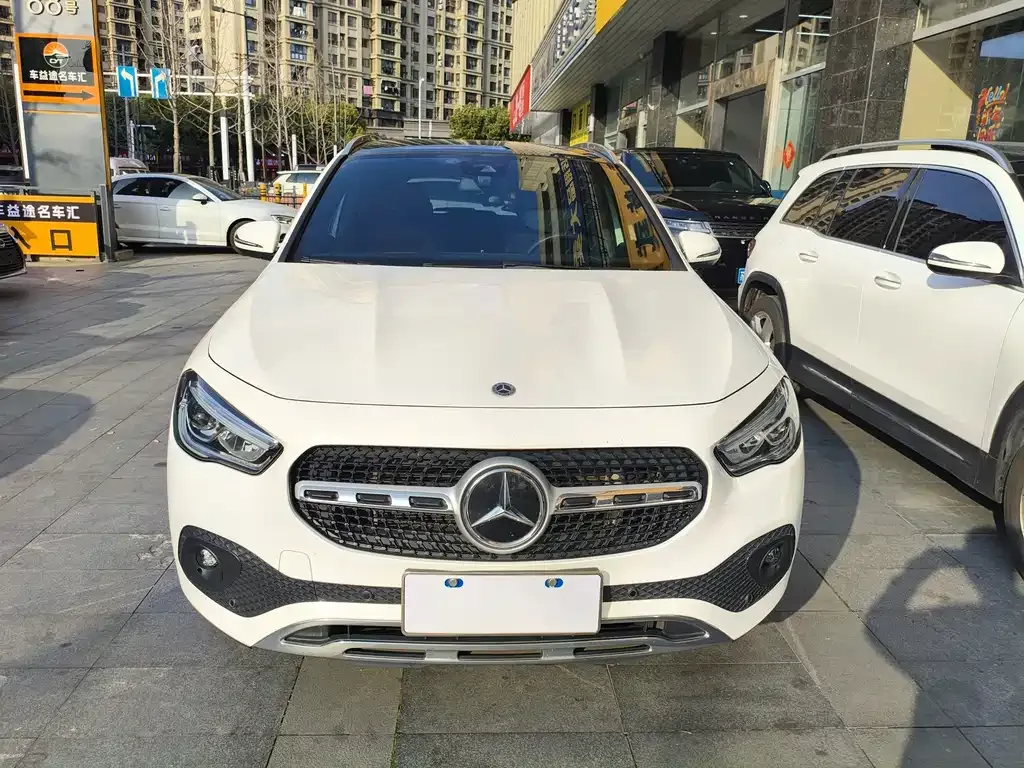 Mercedes-Benz GLA — фото 9