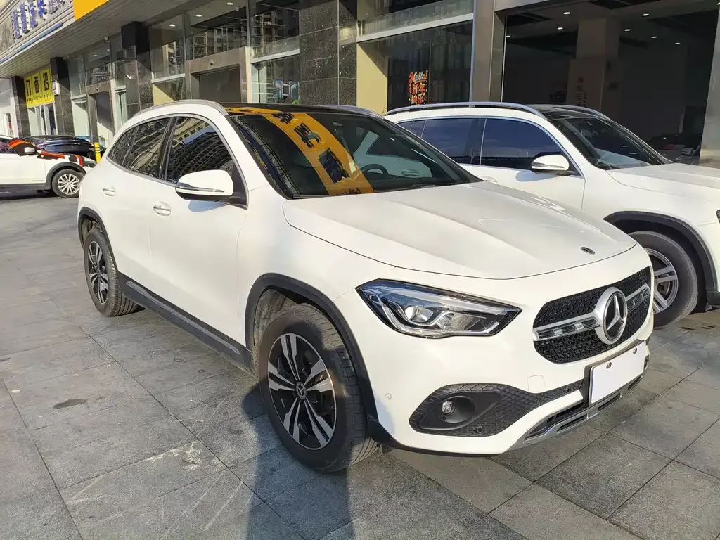 Mercedes-Benz GLA — фото 8