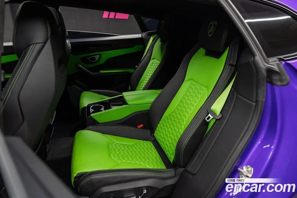 Lamborghini Urus — фото 7