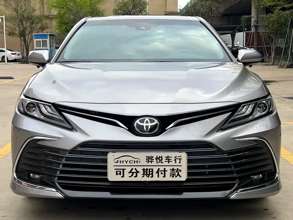 Toyota Camry 2023 из CN, фото 1