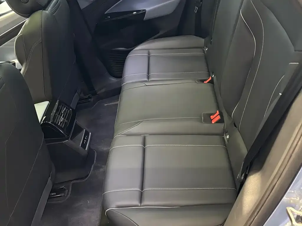 Volkswagen ID.4 X 2024 из CN, фото 8