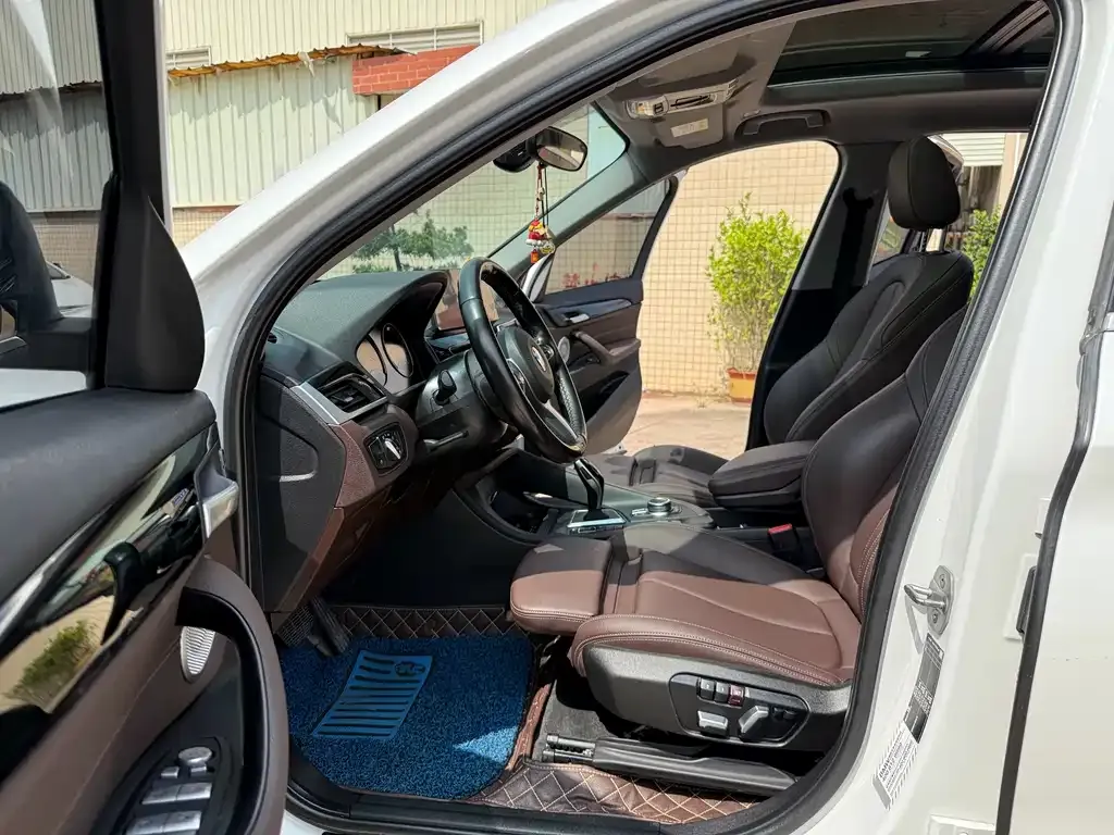 BMW X1 2022 из CN, фото 4