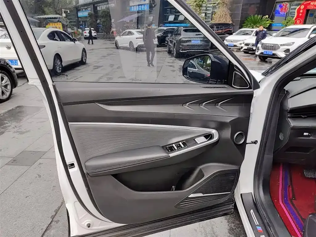 Geely Boyue 2024 из CN, фото 3
