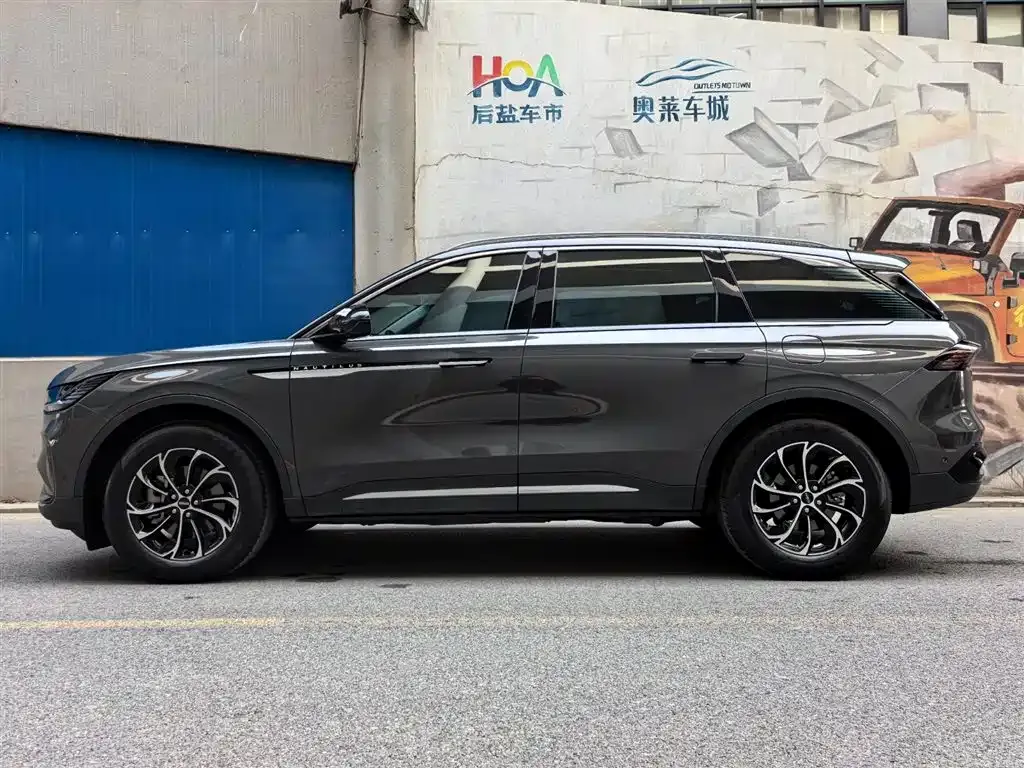 Lincoln Nautilus 2023 из CN, фото 4