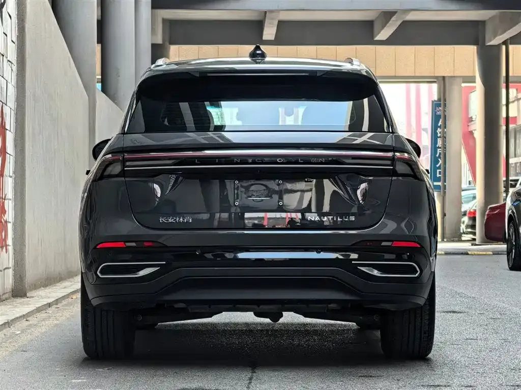 Lincoln Nautilus 2023 из CN, фото 3