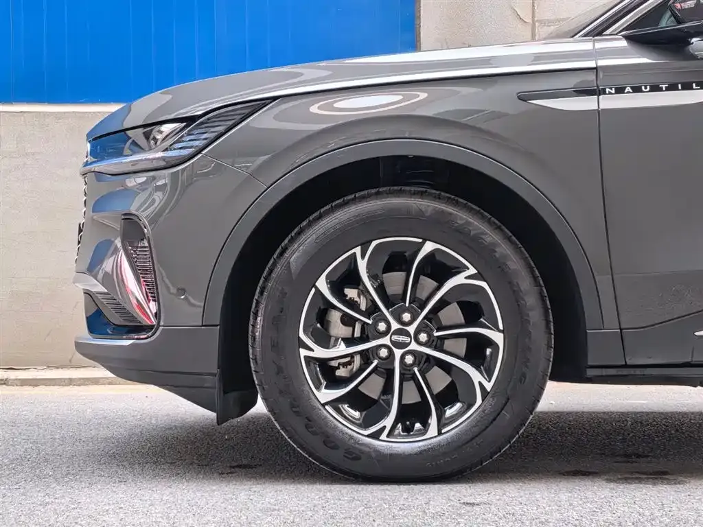 Lincoln Nautilus 2023 из CN, фото 9