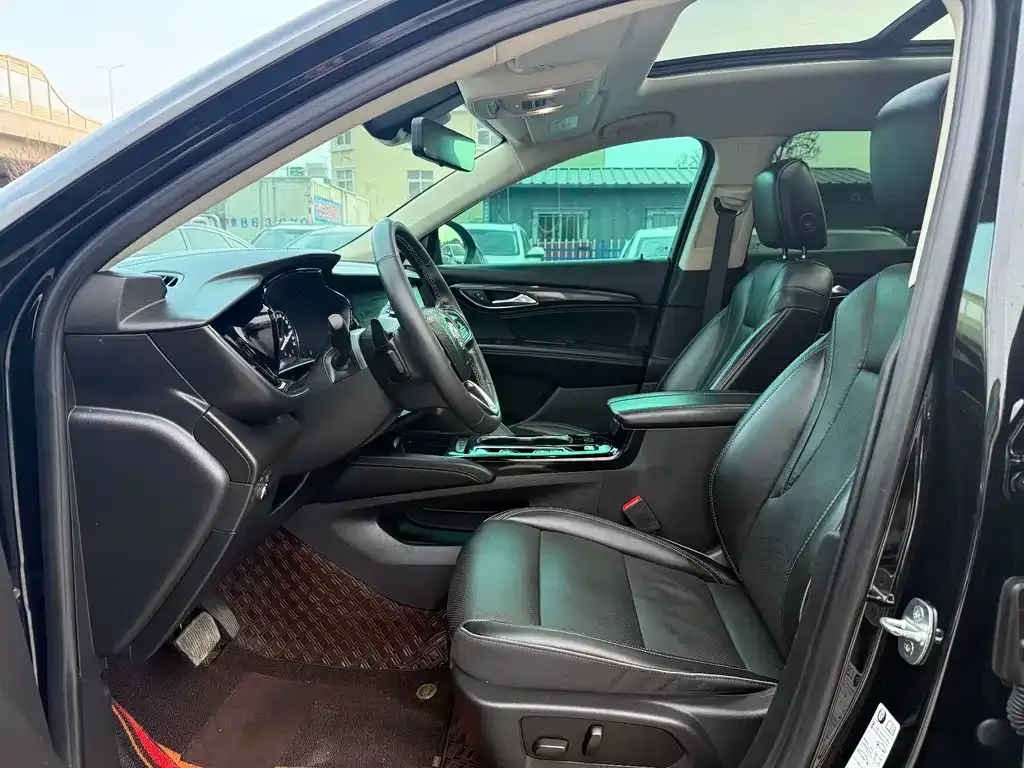 Buick Envision Plus — фото 4