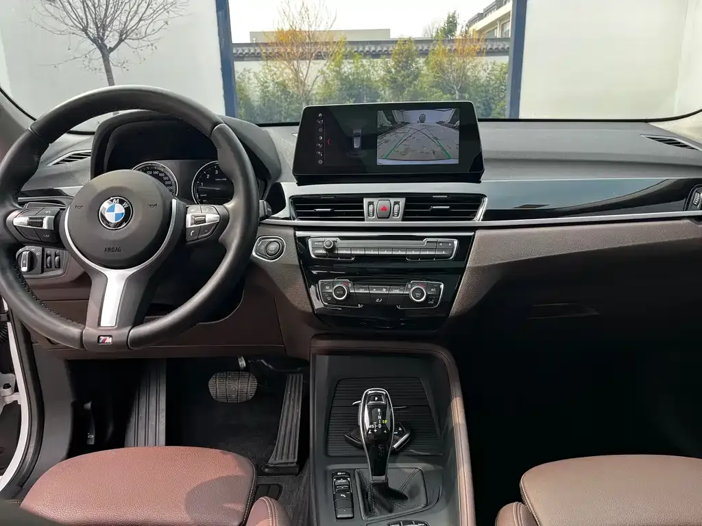 BMW X1 2021 из CN, фото 8