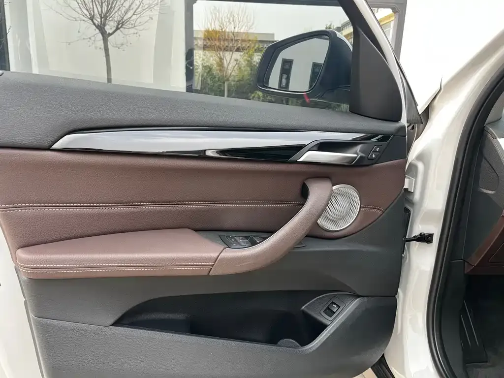 BMW X1 2021 из CN, фото 5