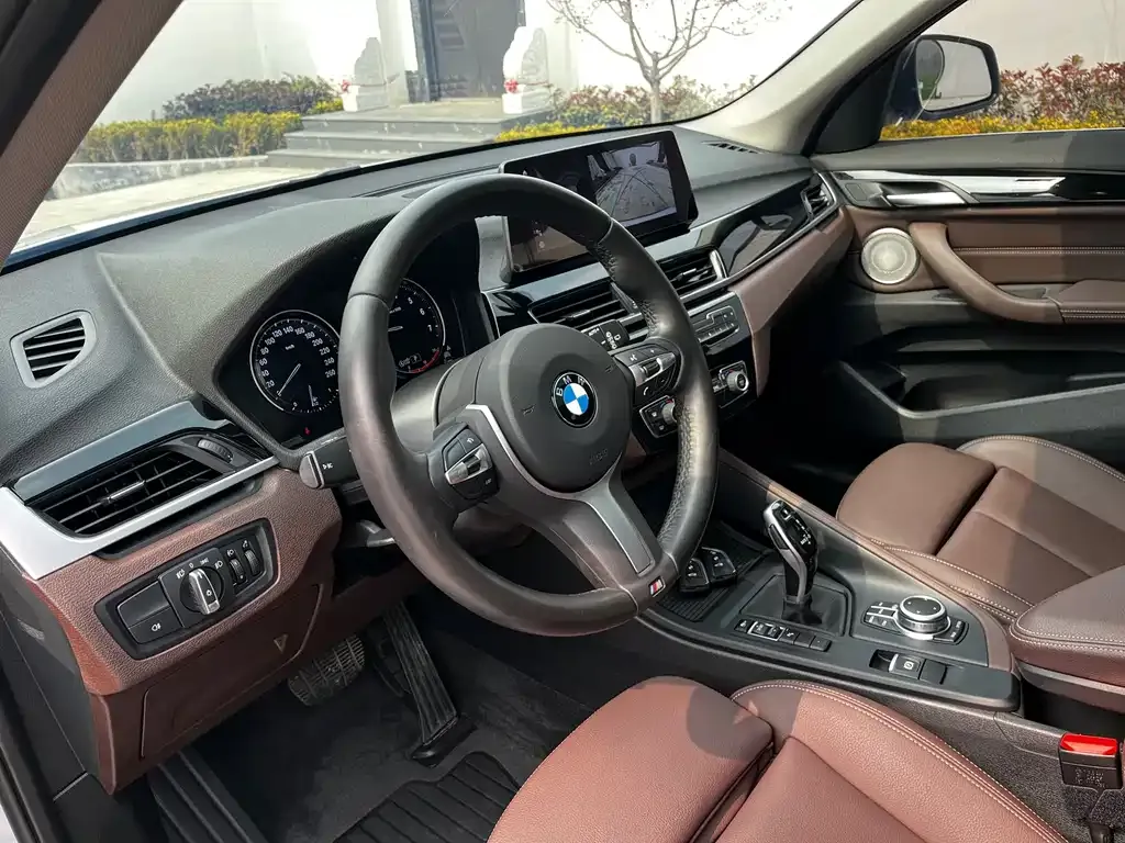 BMW X1 2021 из CN, фото 9