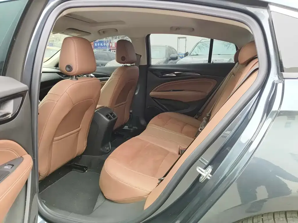 Buick Regal — фото 3