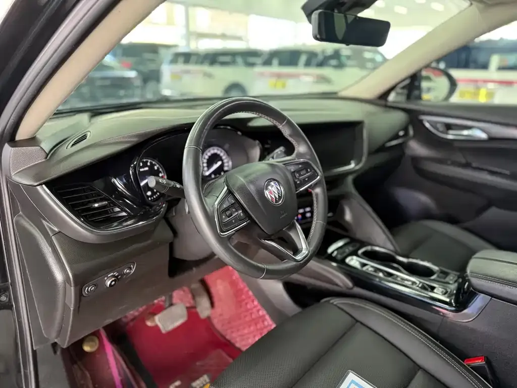 Buick Envision Plus — фото 8