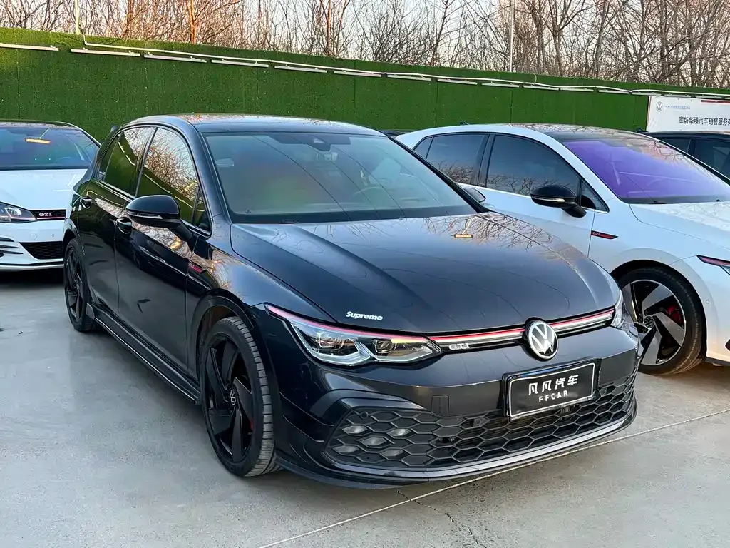 Volkswagen Golf GTI — фото 7