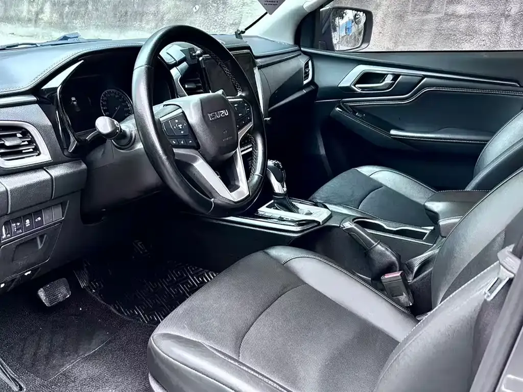 Isuzu D-MAX 2022 из CN, фото 3