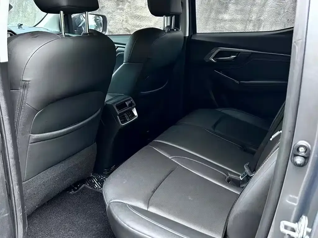 Isuzu D-MAX 2022 из CN, фото 6