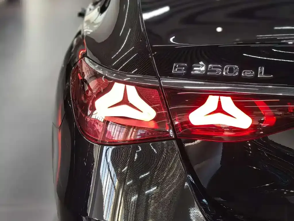 Mercedes-Benz E-Class New Energy — фото 5