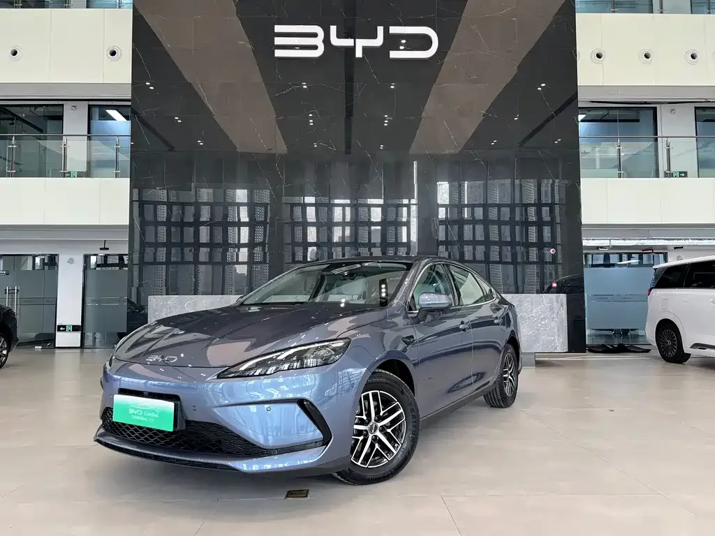 BYD Seal 05 DM-i — фото 1