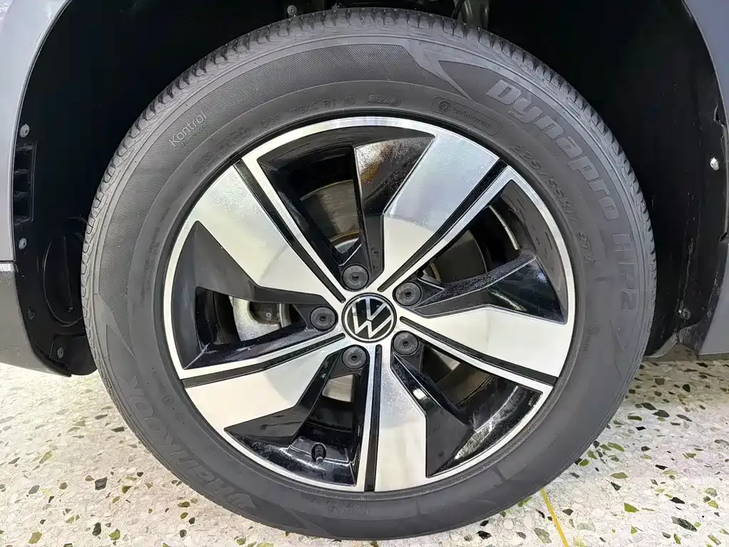 Volkswagen Tharu — фото 5