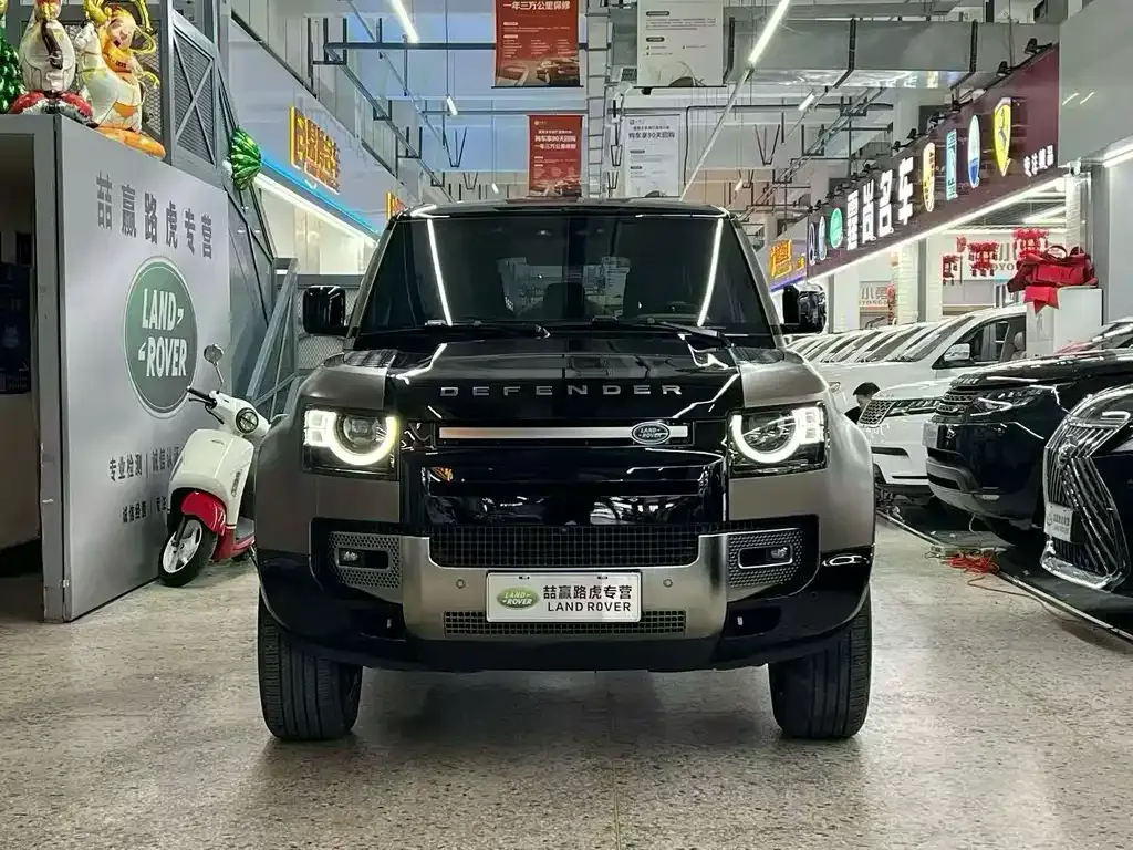 Land Rover Defender — фото 6