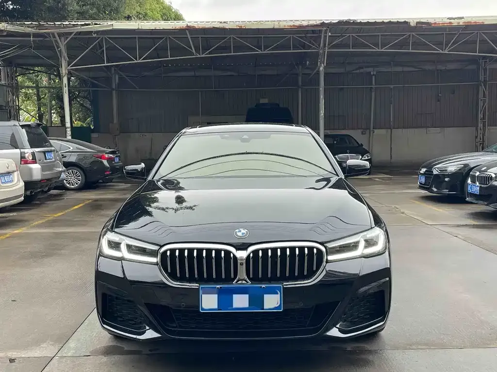 BMW 5 Series — фото 2