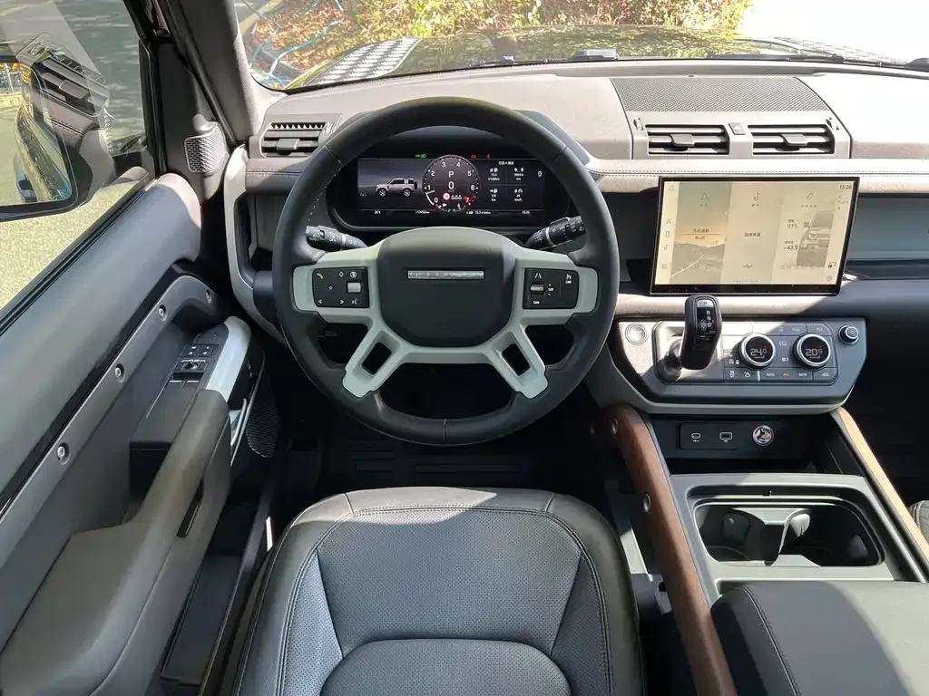 Land Rover Defender — фото 3