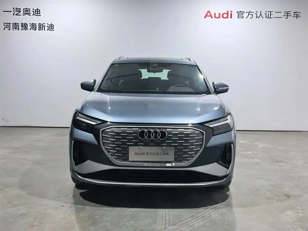 Audi Q4 e-tron — фото 3