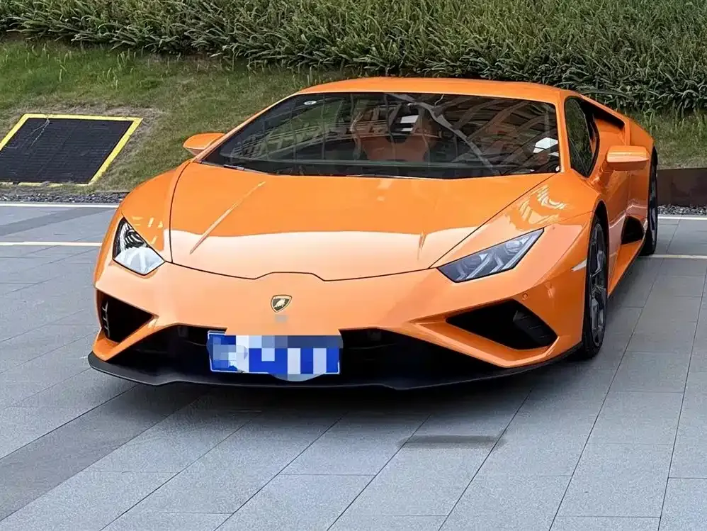 Lamborghini Huracan — фото 1