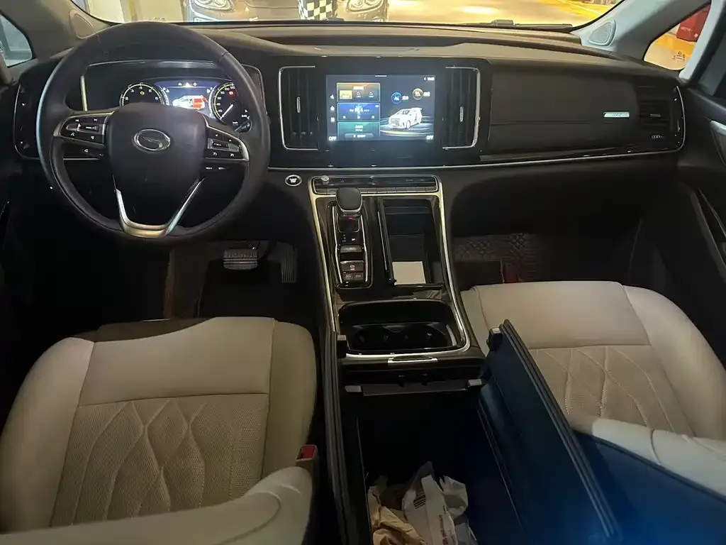 GAC Motor Trumpchi M8 — фото 4