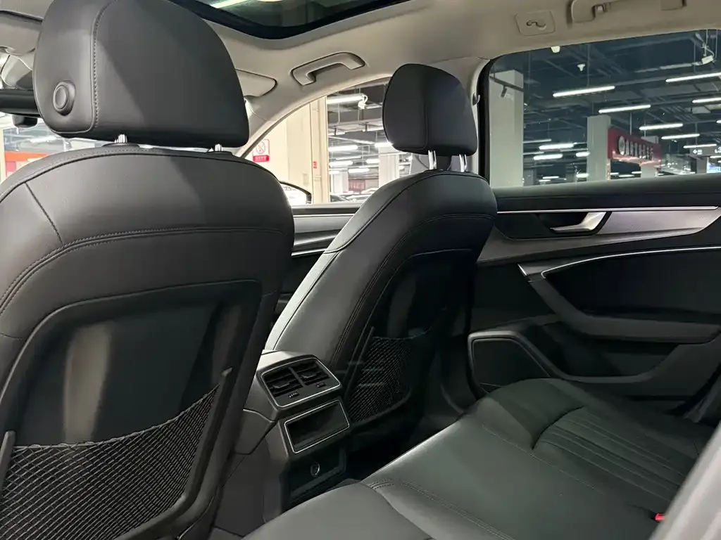Audi A6 (Import) 2021 из CN, фото 8