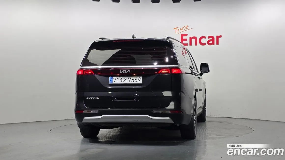 Kia Carnival 2023 из KR, фото 2