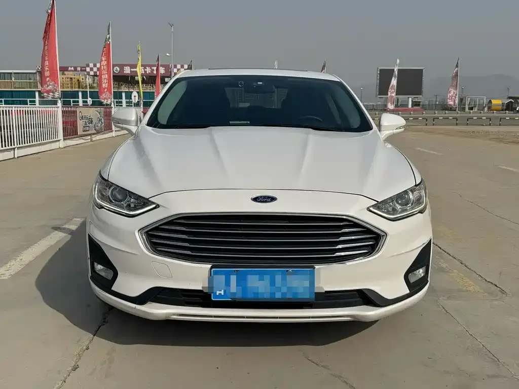 Ford Mondeo 2021 из CN, фото 2