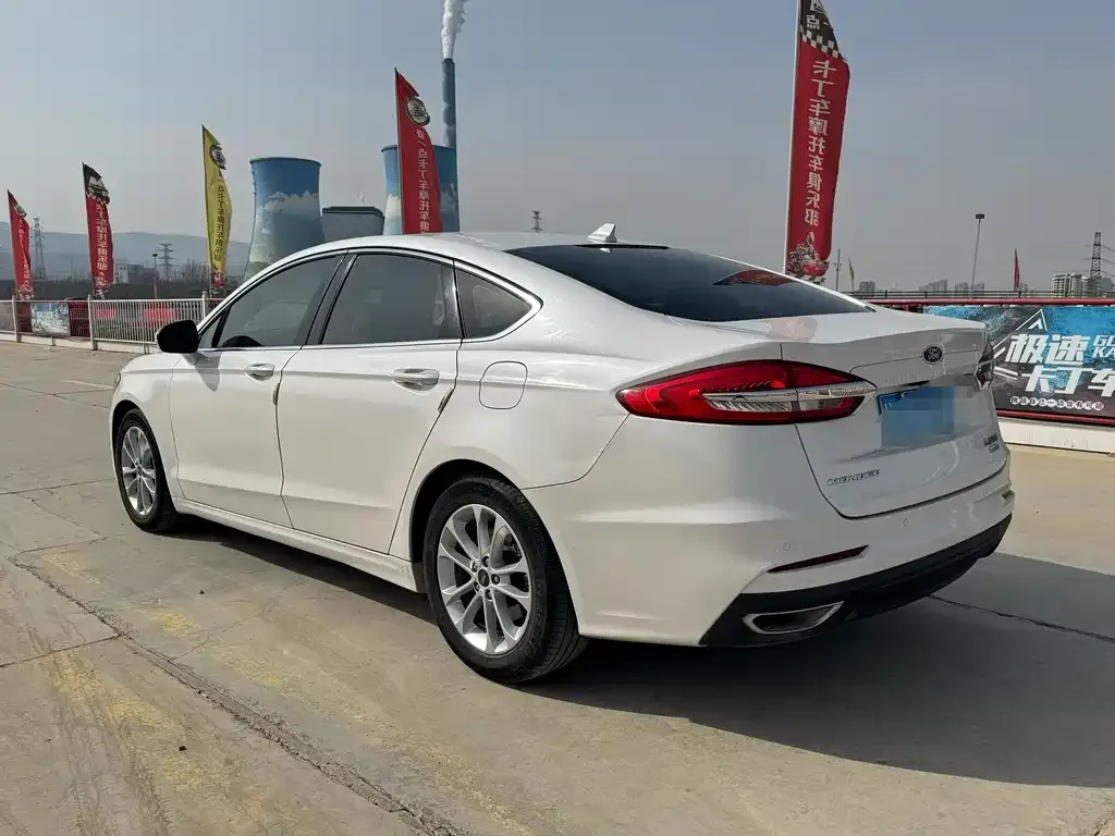 Ford Mondeo 2021 из CN, фото 5