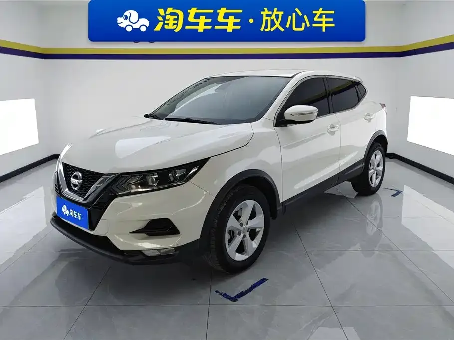 Nissan Qashqai — фото 1