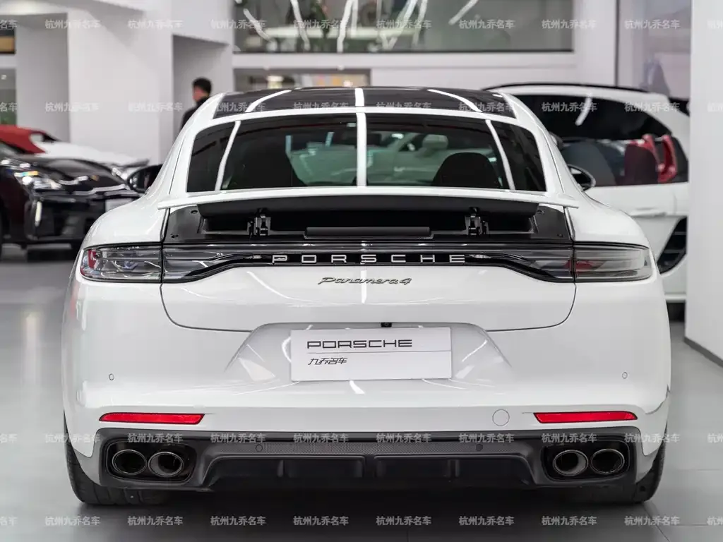 Porsche Panamera — фото 6
