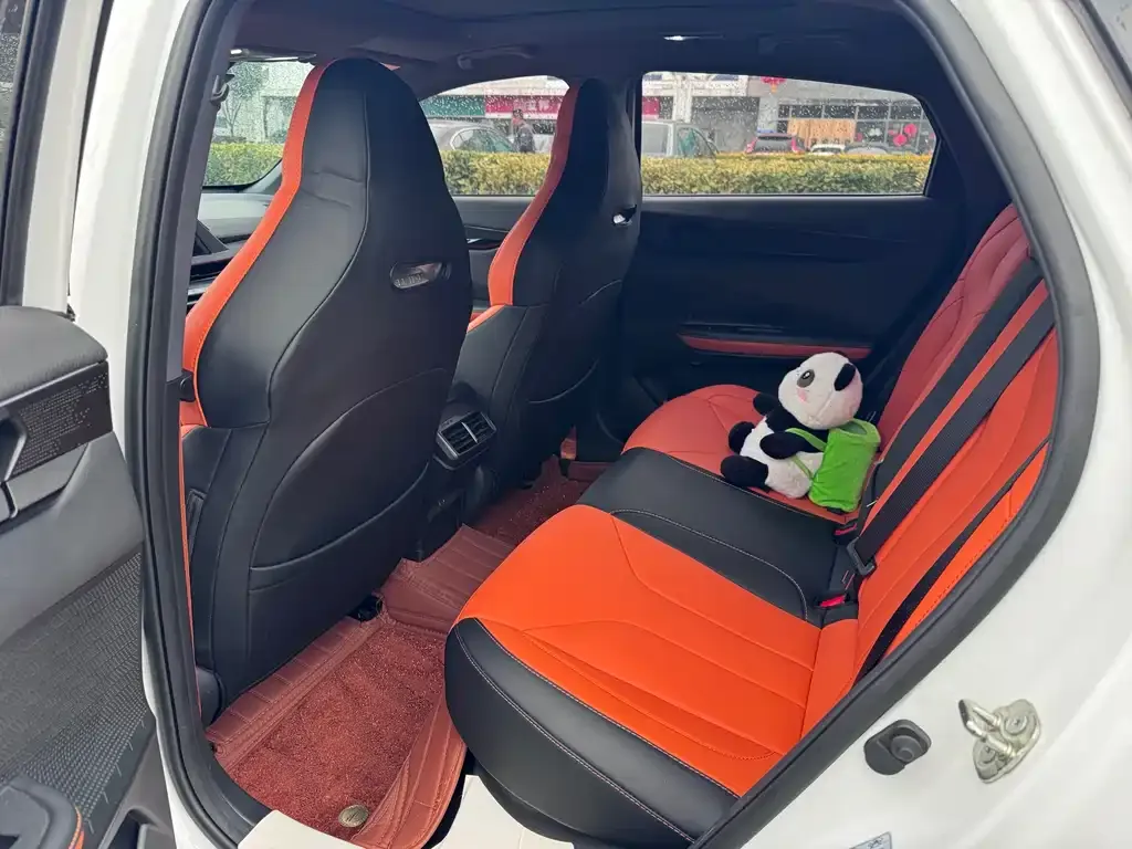Changan UNI-V 2023 из CN, фото 9