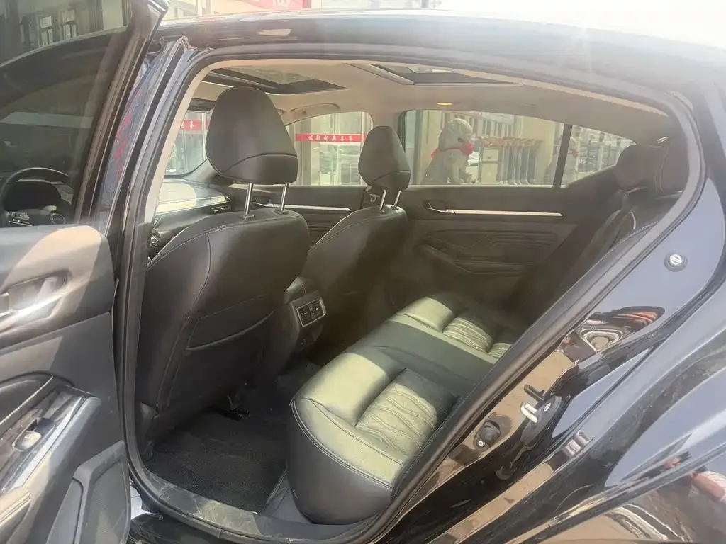 Nissan Teana — фото 3