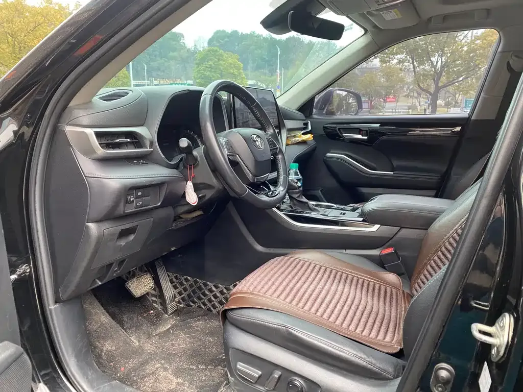 Toyota Highlander 2022 из CN, фото 4