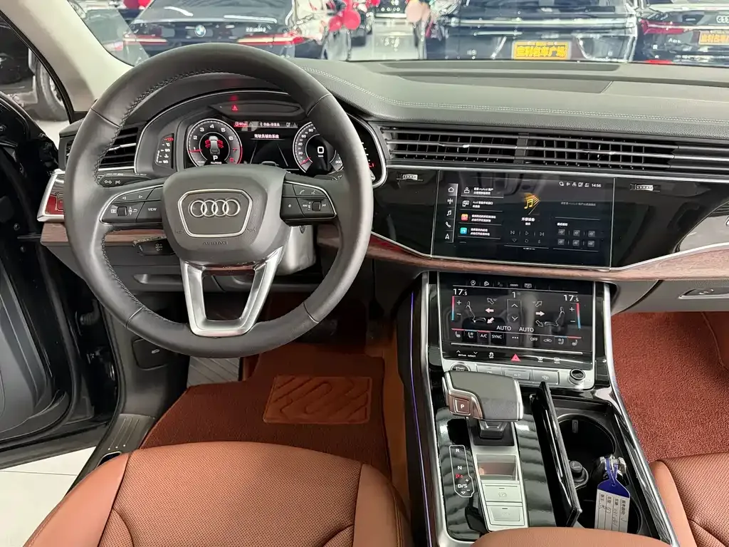 Audi Q7 — фото 3