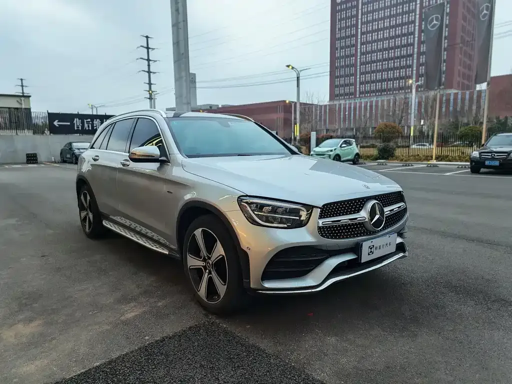 Mercedes-Benz GLC — фото 10